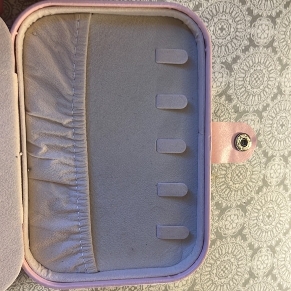 Small Jewlery Organizer - Picture 6 of 6